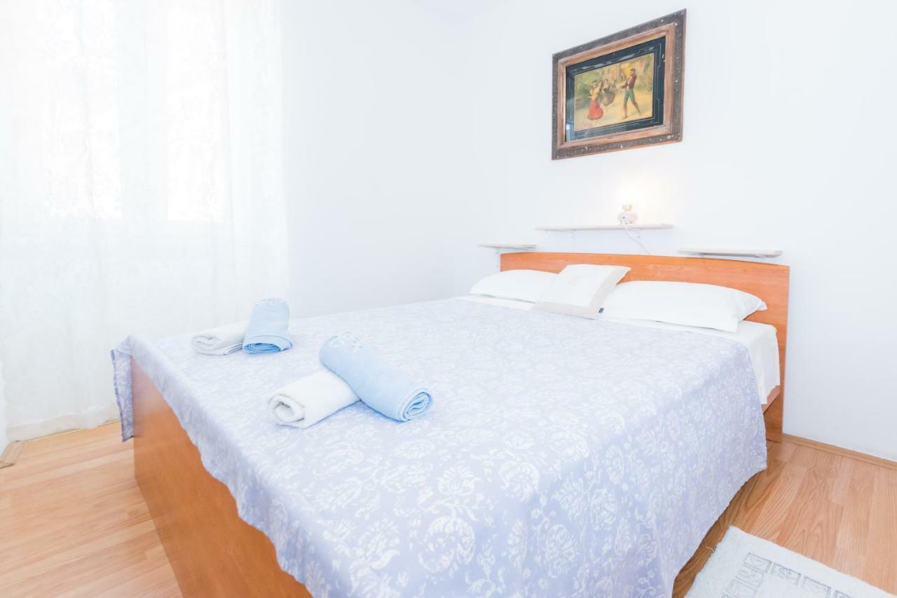Beautiful Rustical Apt Ana In The Heart Of Rovinj Exterior foto